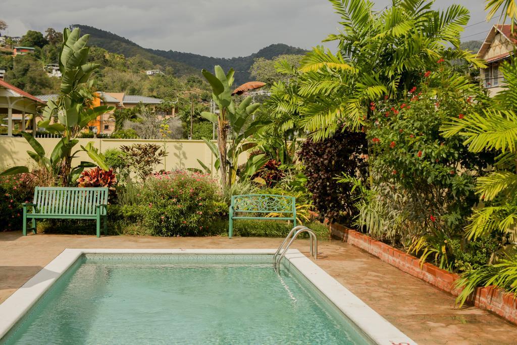 Heritage Inn Trinidad Belmont エクステリア 写真