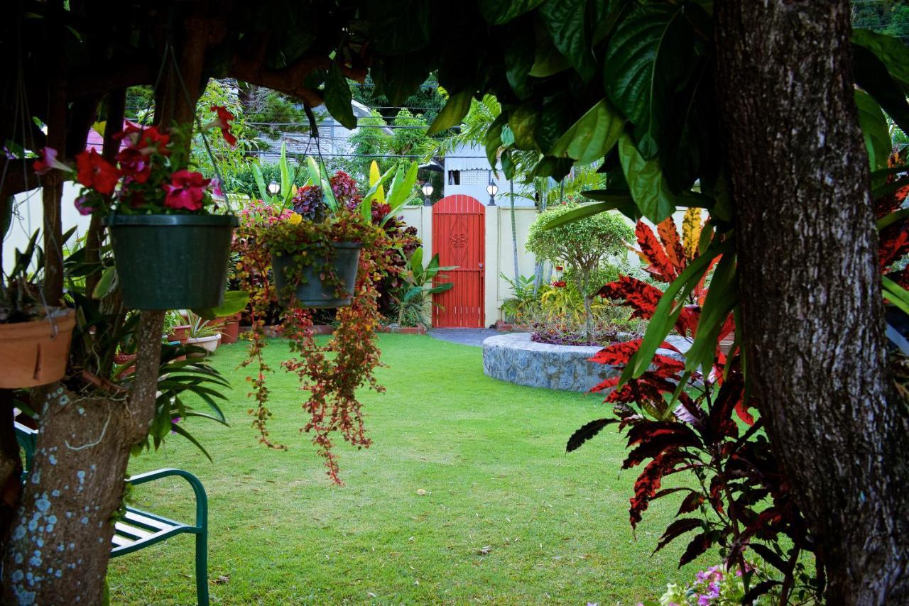 Heritage Inn Trinidad Belmont エクステリア 写真